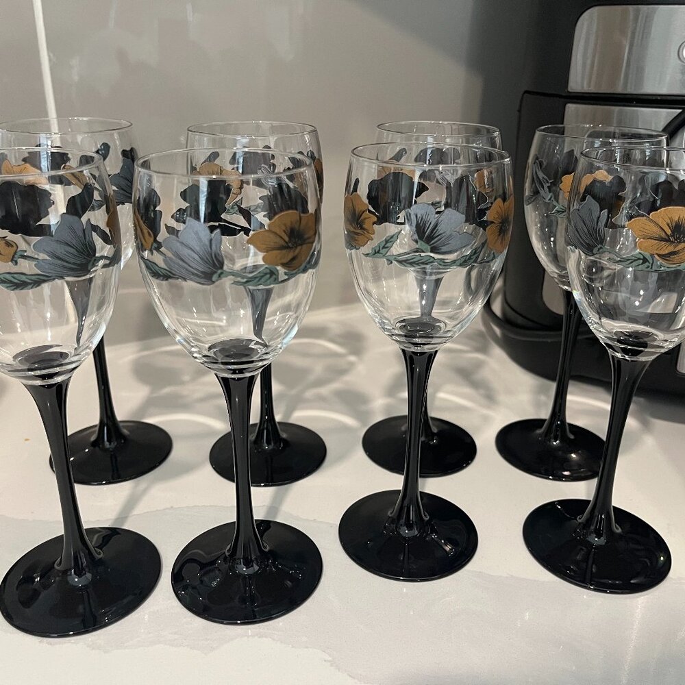 RARE Vintage French Wine Glasses, Julie by Luminarc Set of 8 RARE VINTAGE